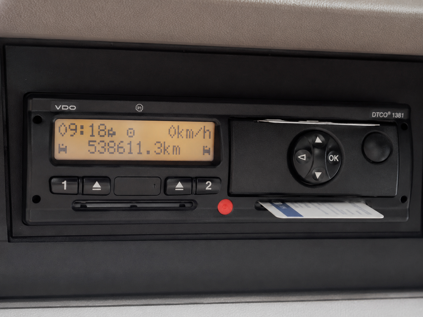 Mobility Package 2026: How HTO fleet complies with G2V2 tachograph installation requirement