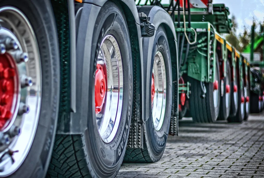 Transport, tir, bus ciężki TSL